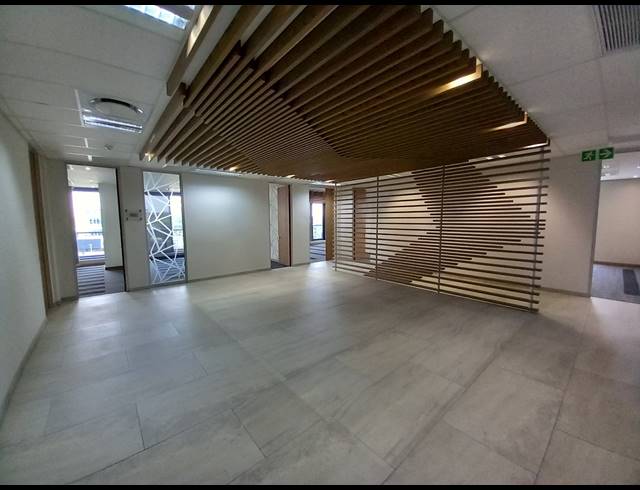 2,500M² OFFICE TO LET IN BRYANSTON
